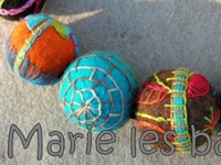 marie les bas bleus Embroidered Felt Beads